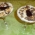 Mousse Azedinha com Farofa de Biscoito de Polvilho Doce